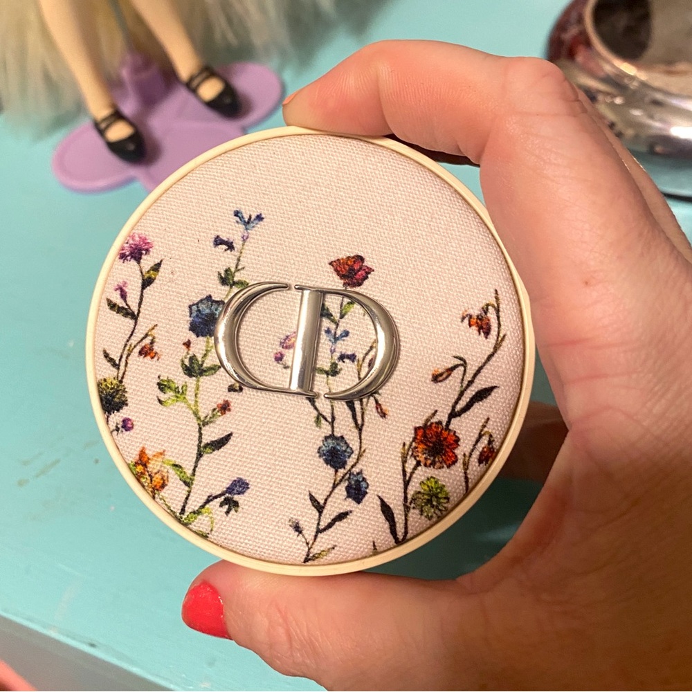 DIOR FOREVER CUSHION POWDER - MILLEFIORI COUTURE EDITION